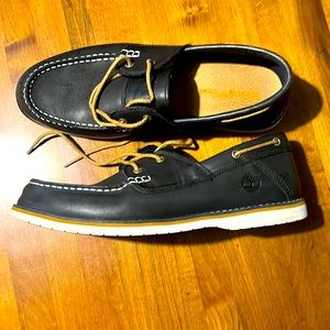 TIMBERLAND size 9.5 boat shoes